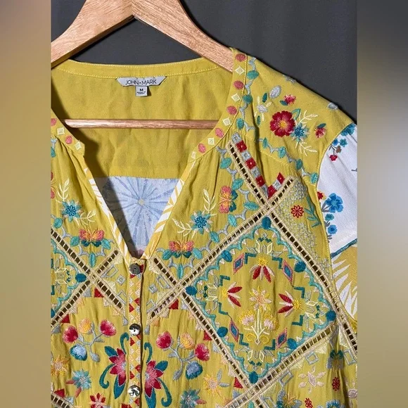 John Mark Women's M Colorful Multi Pattern Blouse - Picture 3 of 7